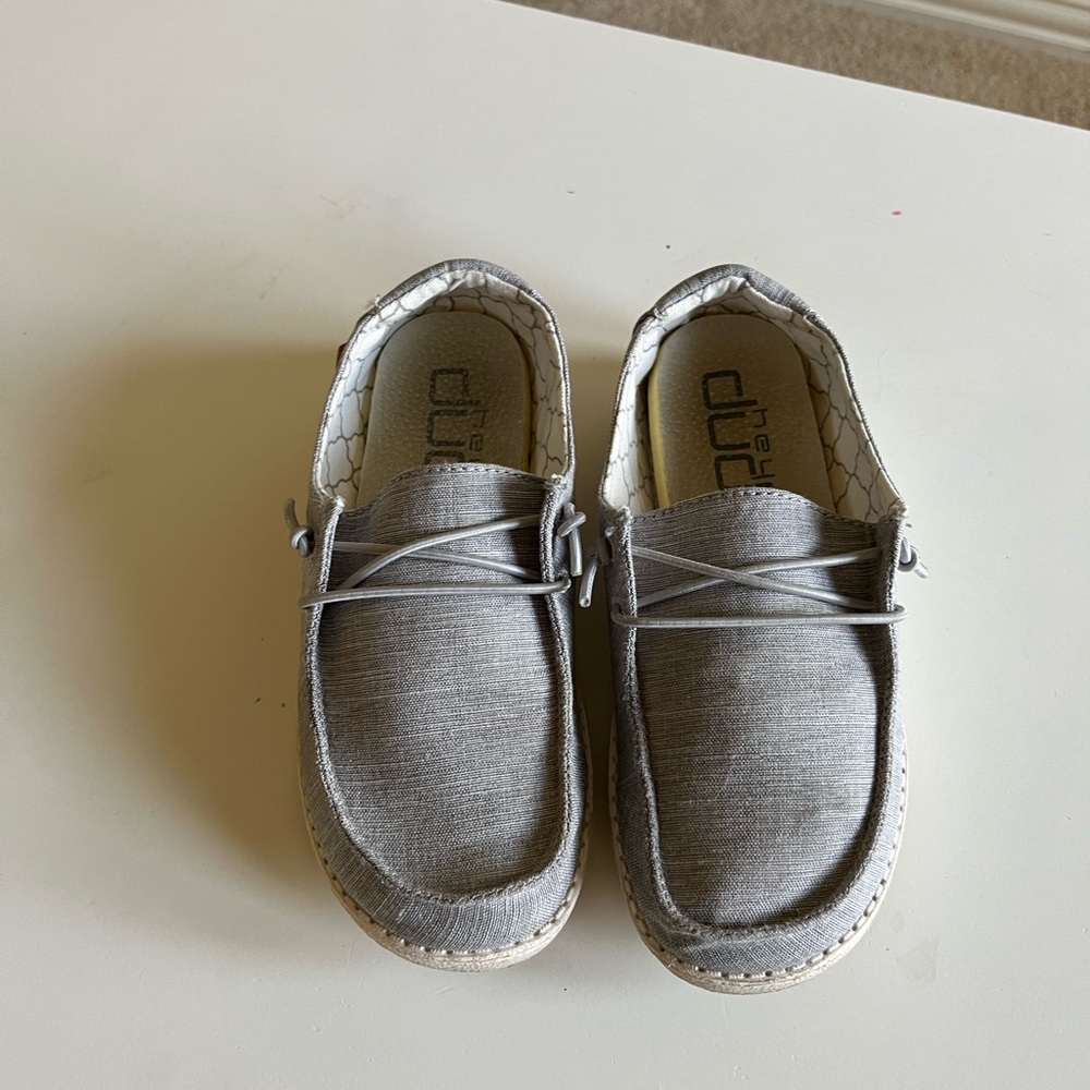 Hey Dude Youth Size 1-2